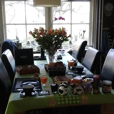 Alojamento de Acomodação e Pequeno-almoço Marialin